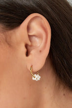 Load image into Gallery viewer, Earrings pearl sea - gold
