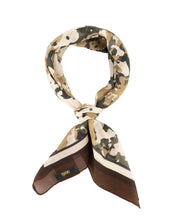 Afbeelding in Gallery-weergave laden, Astrid Camo