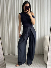 Afbeelding in Gallery-weergave laden, May Krijtstreep Pantalon - Verschillende Kleuren