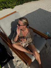 Afbeelding in Gallery-weergave laden, Sandy Blouse - Verschillende Kleuren