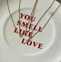 Load image into Gallery viewer, Initial Chain Gold