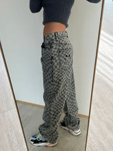 Load image into Gallery viewer, Reba Jeans Print Pants
