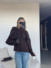Afbeelding in Gallery-weergave laden, Basic Trui Label - Verschillende Kleuren
