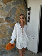Afbeelding in Gallery-weergave laden, Sandy Blouse - Verschillende Kleuren
