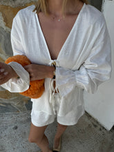 Afbeelding in Gallery-weergave laden, Sandy Blouse - Verschillende Kleuren