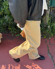 Load image into Gallery viewer, Lolo Balloon Jeans