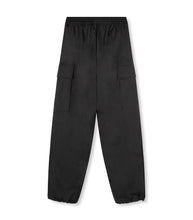 Load image into Gallery viewer, Dewy Cargo Pants Black
