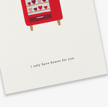 Afbeelding in Gallery-weergave laden, Kaart Vending machine (I only have hearts for you)