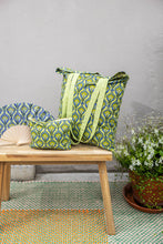 Afbeelding in Gallery-weergave laden, Make-Up Tas Groen