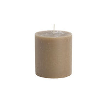 Afbeelding in Gallery-weergave laden, Kaars 10x11 cm - Verschillende Kleuren