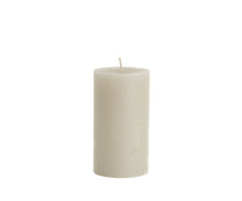 Load image into Gallery viewer, Candle 7x13.5 cm - Different Colors