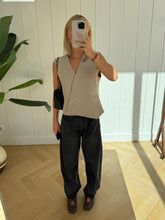 Load image into Gallery viewer, Pipa Cross Gilet - Verschillende Kleuren
