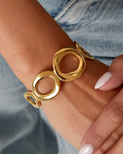 Afbeelding in Gallery-weergave laden, Manchet hoepel armband
