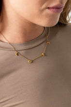 Afbeelding in Gallery-weergave laden, Love Ketting - Verschillende Kleuren

