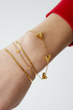 Afbeelding in Gallery-weergave laden, Armband Hartjesdag- Verschillende kleuren
