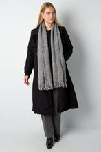Afbeelding in Gallery-weergave laden, Winter Whispers sjaal- Verschillende Kleuren
