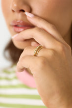 Load image into Gallery viewer, Dubbele Ring met Kleine Steentjes - Verschillende Kleuren
