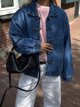 Afbeelding in Gallery-weergave laden, Iza Denim Jacket
