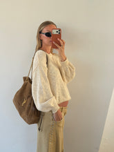 Afbeelding in Gallery-weergave laden, Missie Sweater
