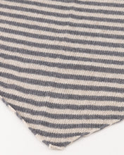 Afbeelding in Gallery-weergave laden, Kaia Sjaal Gestreept - Verschillende kleuren
