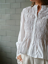 Afbeelding in Gallery-weergave laden, Mocca Smock Blouse
