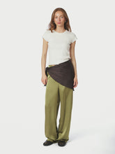 Afbeelding in Gallery-weergave laden, SERINA LACE SCARF DONKER BRUIN
