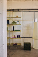 Afbeelding in Gallery-weergave laden, Tiled Bijzettafel Moss Groen
