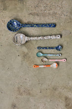 Load image into Gallery viewer, 70s Ceramics: Spoons M Scorpius S/4

