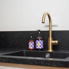 Afbeelding in Gallery-weergave laden, Handsoap - Vegan - Lemon/Bergamot
