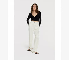 Load image into Gallery viewer, Satin wide trousers

