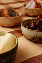 Load image into Gallery viewer, 70s Ceramics: tapas Kom Shell

