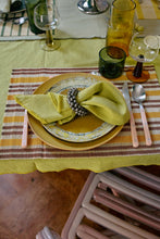 Load image into Gallery viewer, Bamboo Placemats Amber

