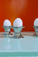Afbeelding in Gallery-weergave laden, New Classics : Egg Cups Set of 4
