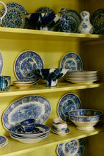 Afbeelding in Gallery-weergave laden, Ceramic Kom op Voet, indigo
