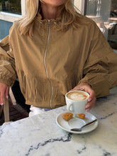 Afbeelding in Gallery-weergave laden, Solane Jacket - Verschillende Kleuren
