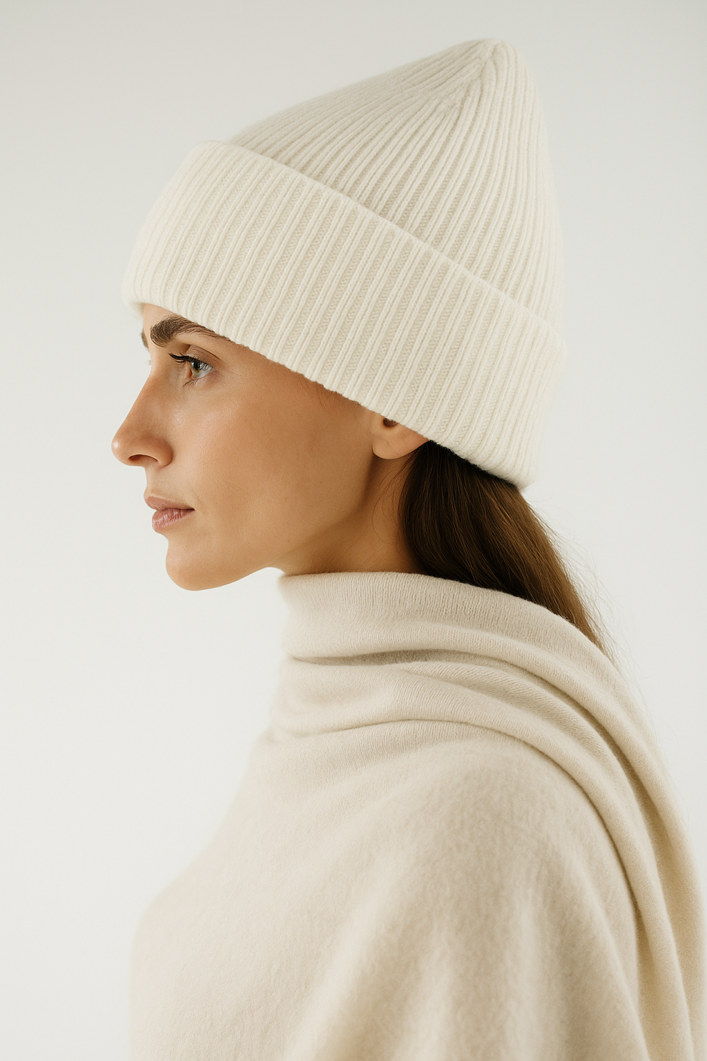 Beige Muts