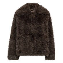 Afbeelding in Gallery-weergave laden, Kita Furry Jacket
