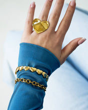 Load image into Gallery viewer, Bangle met Gedeukte Harten
