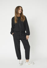 Afbeelding in Gallery-weergave laden, Luna Balloon Zip Jacket Zwart
