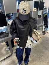 Afbeelding in Gallery-weergave laden, Ize Jas - Verschillende Kleuren
