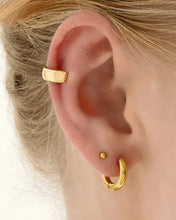 Load image into Gallery viewer, Ear Cuff Daily Doll
