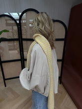 Afbeelding in Gallery-weergave laden, Aimée Bomber - Verschillende Kleuren
