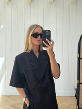 Afbeelding in Gallery-weergave laden, Soho Blazer Kort - Verschillende Kleuren
