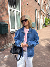 Afbeelding in Gallery-weergave laden, Iza Denim Jacket
