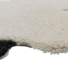 Load image into Gallery viewer, Dolly Rug, White, Wool
