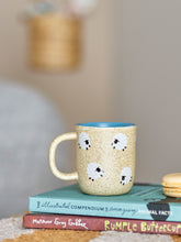 Load image into Gallery viewer, Dolly Cup
