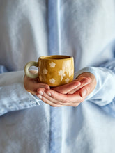 Afbeelding in Gallery-weergave laden, Nini Mok Bloemen Bruin
