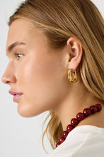 Afbeelding in Gallery-weergave laden, Rechthoekige hoepeloorbellen - Verschillende Kleuren
