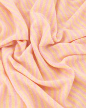 Load image into Gallery viewer, Cassy gestreepte Sjaal
