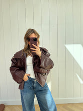 Load image into Gallery viewer, Yara Jas - Verschillende Kleuren
